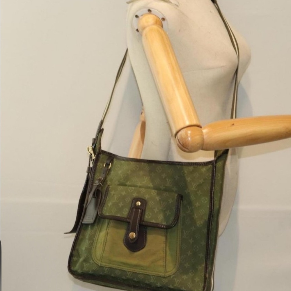 100% Authentic Louis Vuitton Green Mini Lin Kate Crossbody Purse - Picture 4 of 5